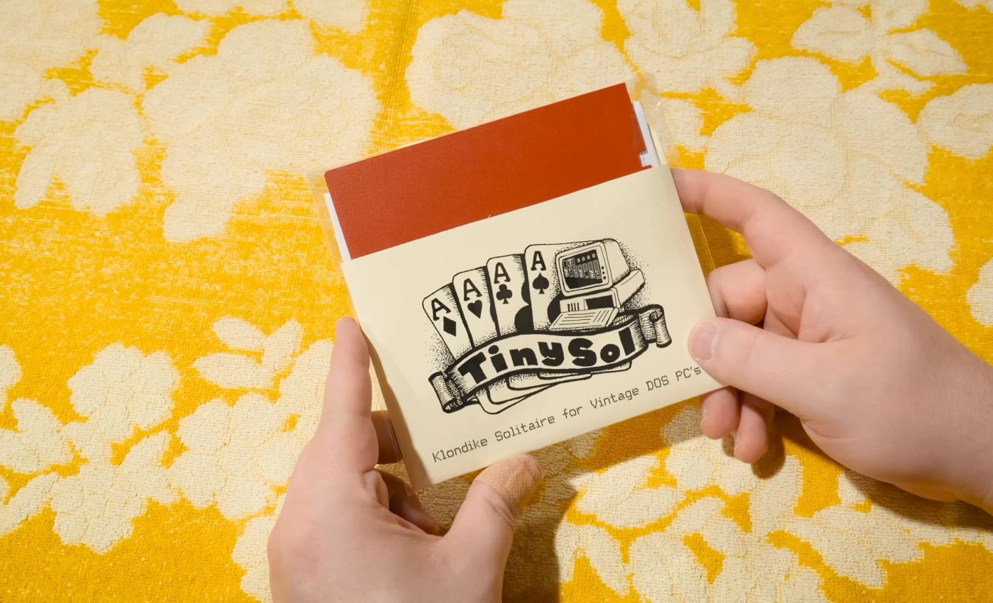 Un Solitario completo può essere avviato direttamente da un codice QR